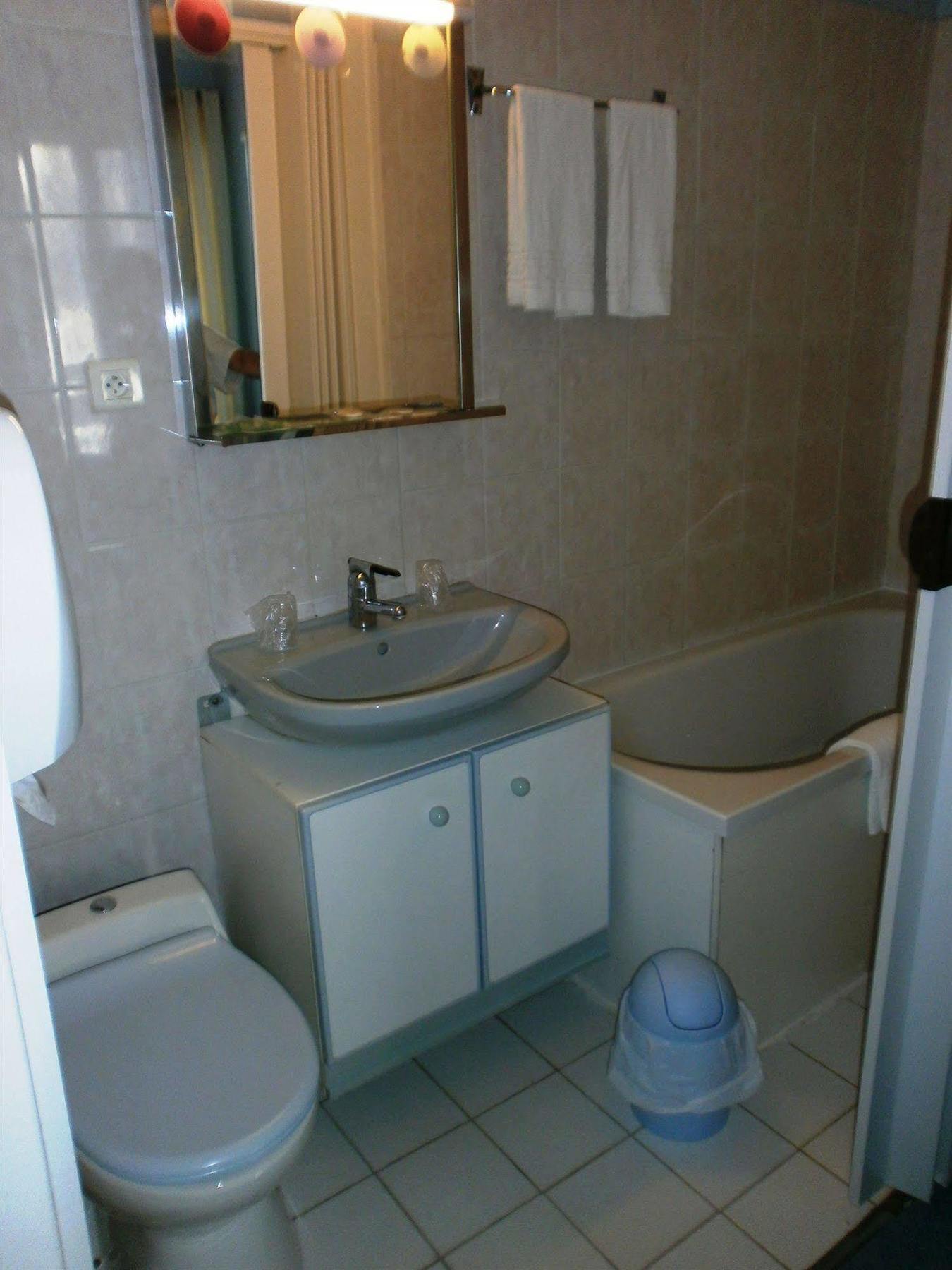 Hotel La Belle Etoile Saint-Nazaire  Dış mekan fotoğraf